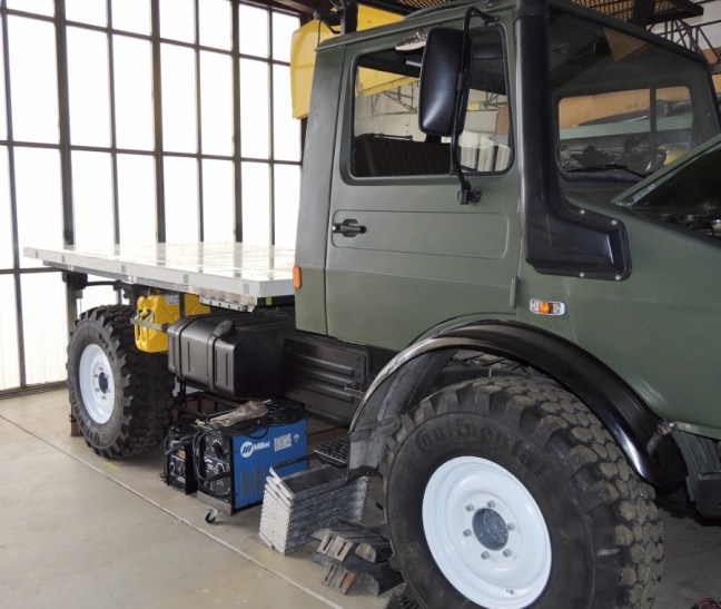 Floor Panel on Subframe