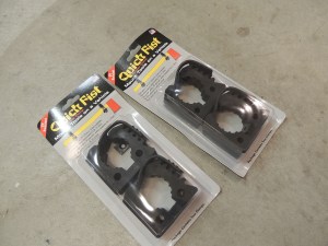Received rubber shovel mounts for roof rack