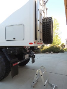 New folding ladder also doubles as a step ladder