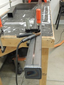 Welded plates on end of bumper tube